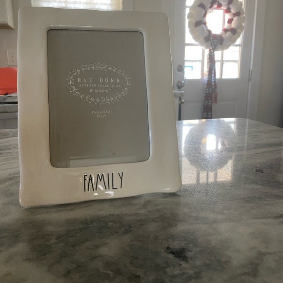 Rae Dunn 5x7 “family” picture frame - Picture 2 of 4